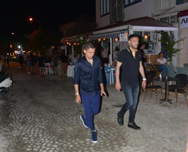 Cengiz Ünder ve Çağlar Söyüncü 2 saat eğlendi 5 bin TL hesap ödedi - Resim: 3