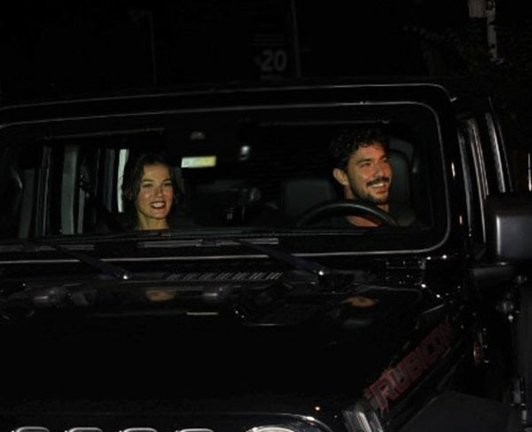 Çiçeği burnunda çiftten olay olan açıklama! Pınar Deniz ve Kaan Yıldırım evlilik sorularını yanıtladı - Resim: 4