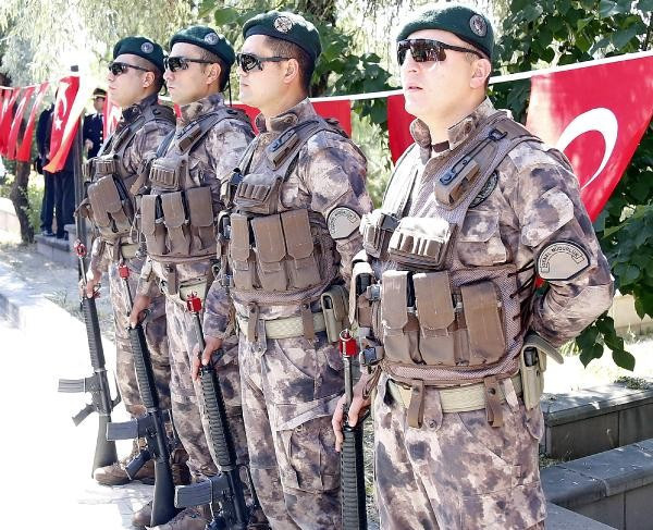 Bakan Soylu'yu böyle karşıladılar dikkat çeken namlu detayı - Resim: 4