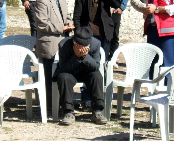 Yüksekova şehitleri - Afyon şehidinin tek gözlü kerpiç evi - Resim: 1