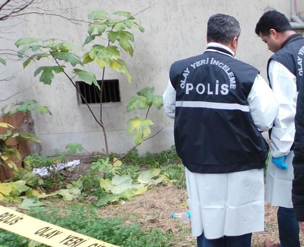 Esrarengiz kokunun ardından vahşet çıktı - Resim: 1