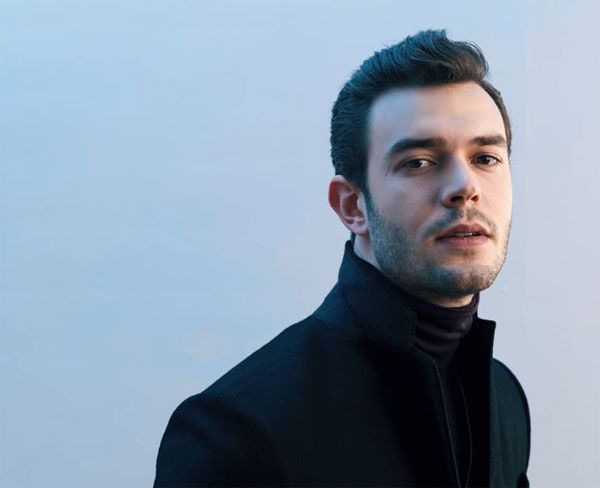 Aytaç Şaşmaz müjdeli haberi hayranlarıyla paylaştı! Merakla beklenen yeni projesi bakın neymiş - Resim: 2