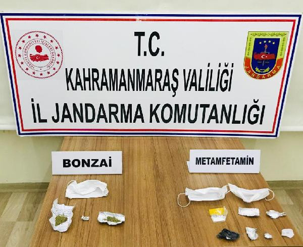 Kahramanmaraş'ta 2 kişinin koluna taktığı maskede sakladıkları pes dedirtti - Resim: 0