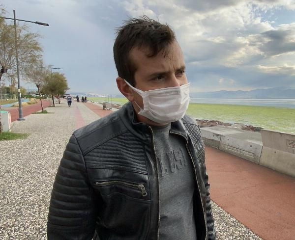 İzmir'de korkutan görüntü! Denizi istila ettiler renk değiştirdi - Resim: 3