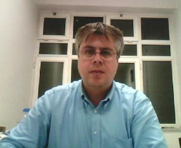 Samsun'da feci olay! Tedavi gördüğü hastanenin 8’nci katından düşen akademisyen öldü - Resim: 0