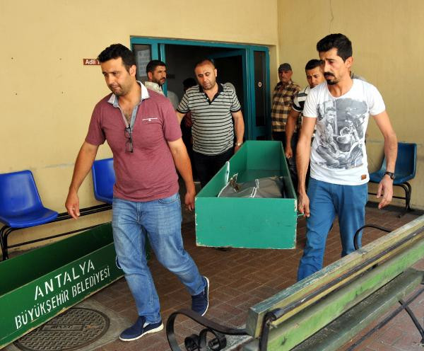 Kahreden ölüm! '3 yıl 5 günlük ömrü 3 dakikada gitti' - Resim: 4