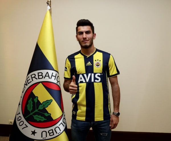 Ersun Yanal, Yusuf Mert'i kadroya alıyor - Resim: 2