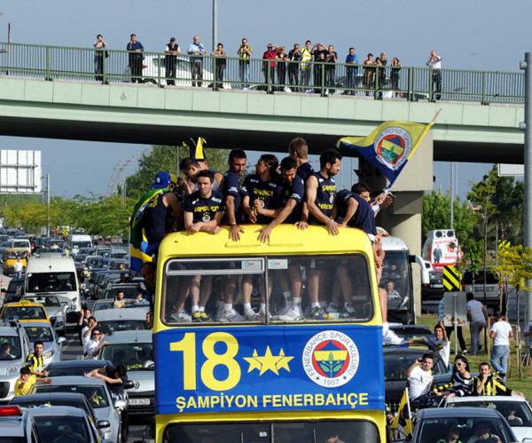 F.Bahçe şampiyonluğu kutluyor - Resim: 4