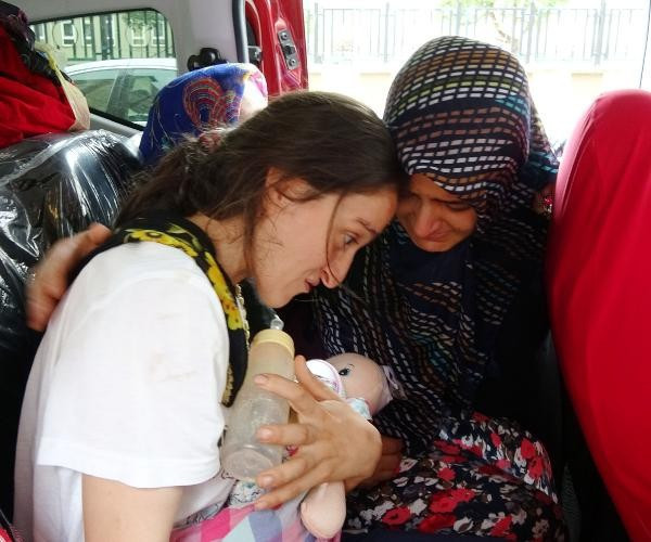 Yok böyle acı! İki evladı da balkondan düşerek can verdi - Resim: 4