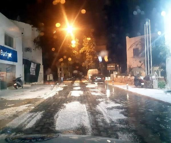 Bodrum'u sağanak ve dolu vurdu! Görüntülere bakın ev ve iş yerlerini su bastı - Resim: 3