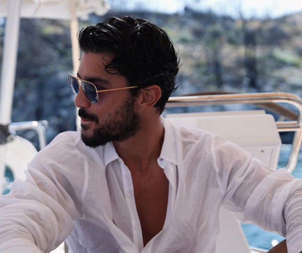 Pınar Deniz ve Kaan Yıldırım aşklarını ilan etmişlerdi! Bakın iki oyuncunun arasını kim yapmıs - Resim: 0