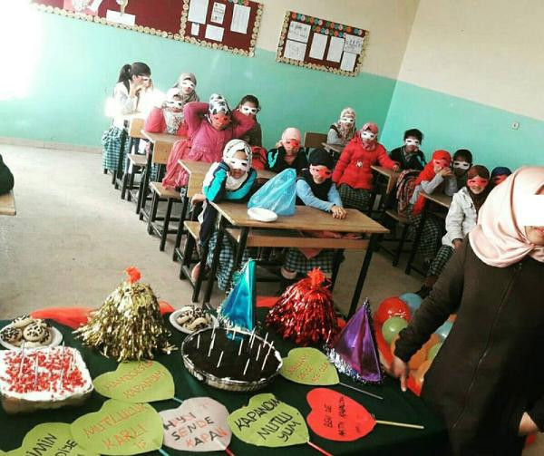 Ortaokulda 'kızların kapanma partisi'ne soruşturma - Resim: 3