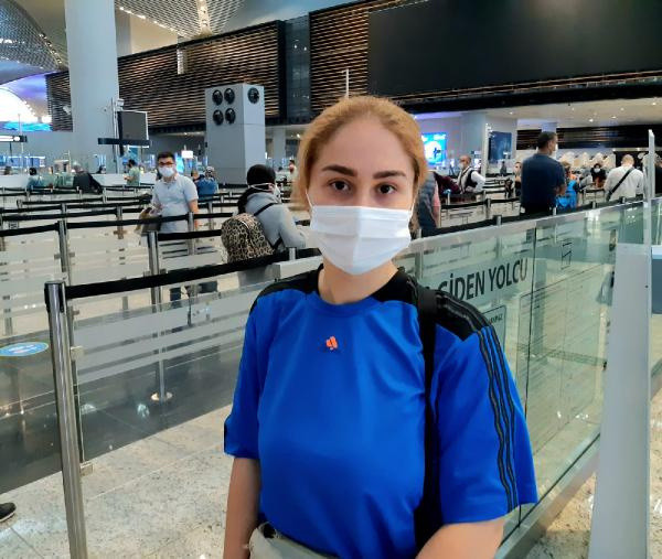 Korona sonrası İstanbul Havalimanı'nda yurt dışı uçuşlar başladı - Resim: 0