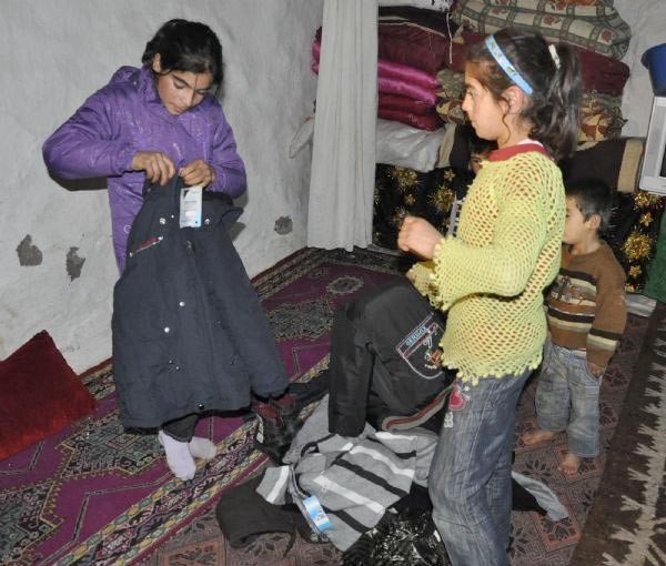 Terlikli kızın artık botu var - Resim: 4