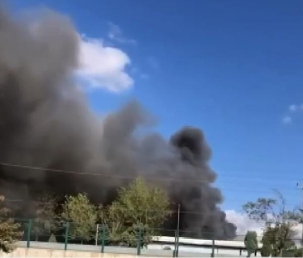 Tuzla'da fabrikada yangın çıktı! Soğutma çalışmaları sürüyor - Resim: 0