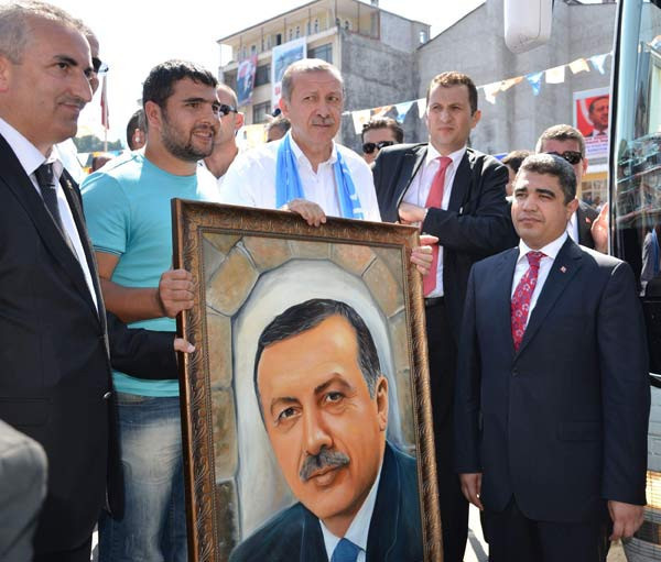 Başbakan Erdoğan Rize'de böyle görüntülendi - Resim: 1