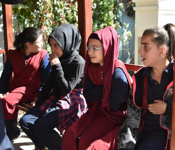 Onlarca İmam Hatip öğrencisi içtikleri sudan zehirlendi! - Resim: 1