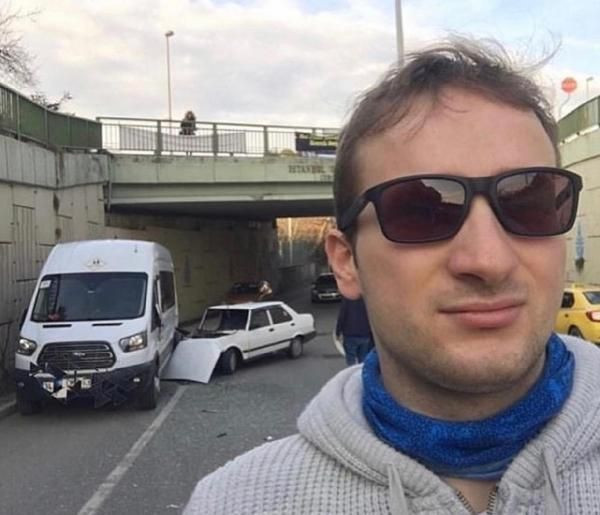 Kendine hakim olamıyor! İstanbul'da bu fotoğrafları çekmesinin sebebini öğrenenler şaşırdı - Resim: 1