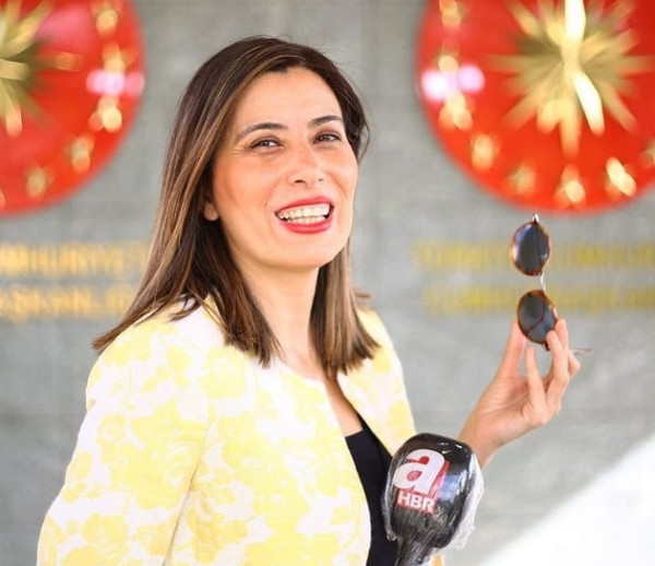 A Haber’de flaş ayrılık! 10 yıllık ekran yüzü Lamia Ayhan TRT Haber'e transfer oldu - Resim: 1