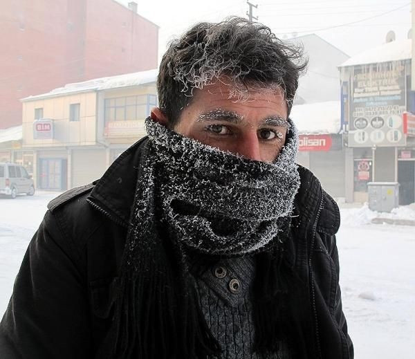 Doğu illeri don tuttu! Her yer buz kesti  - Resim: 3