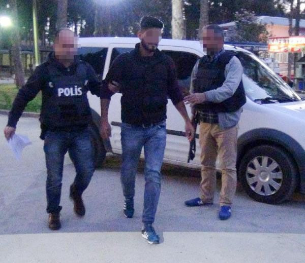 Adana'da 23 adrese PKK baskını - Resim: 2