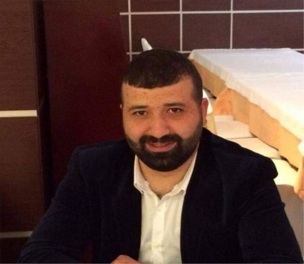 İstanbul'da iç çamaşırıyla sevgilisinin kocasına yakalandı: Diz çökmüş ağlıyordu - Resim: 1