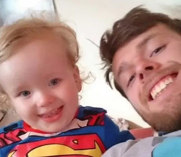 6 yaşındaki çocuk vahşice katledildi! Berber fark etti: Her gün 6 kaşık... - Resim: 2