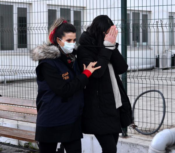 Adana'da yakalanmıştı! O teröristin İngilizce öğretmeni olduğu 4 dil bildiği ortaya çıktı - Resim: 0