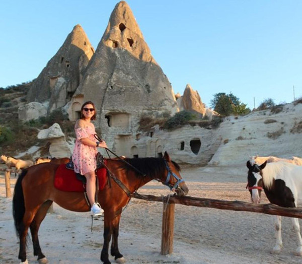 Ünlü sunucu Tuğçe Şen Baş ölümden döndü! Hastaneye kaldırıldı - Resim: 0