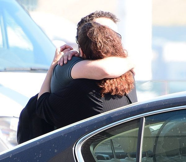 Dünya güzeli köy hayatı yaşıyor Azra Akın'dan eşine duygusal veda! - Resim: 4