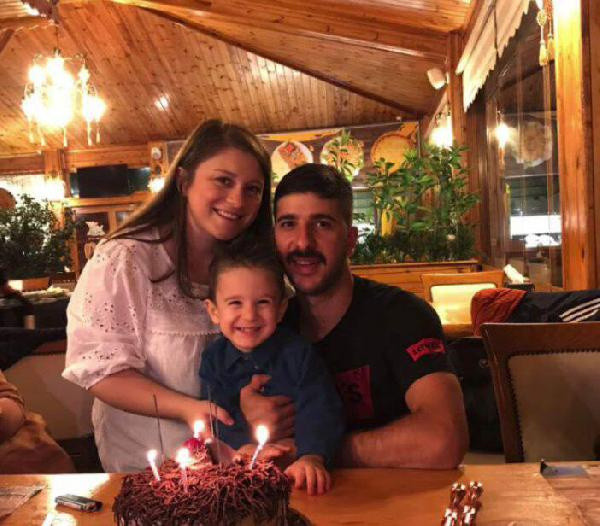 Rize'den üzüntüye boğan haber! Anne ve karnındaki 8 aylık bebeğini koronavirüs ayırdı - Resim: 0