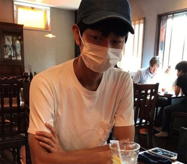 Herkesin hayalini yaşıyor! 'Hiç adam' hiçbir iş yapmacadan binlerce dolar kazanıyor - Resim: 2