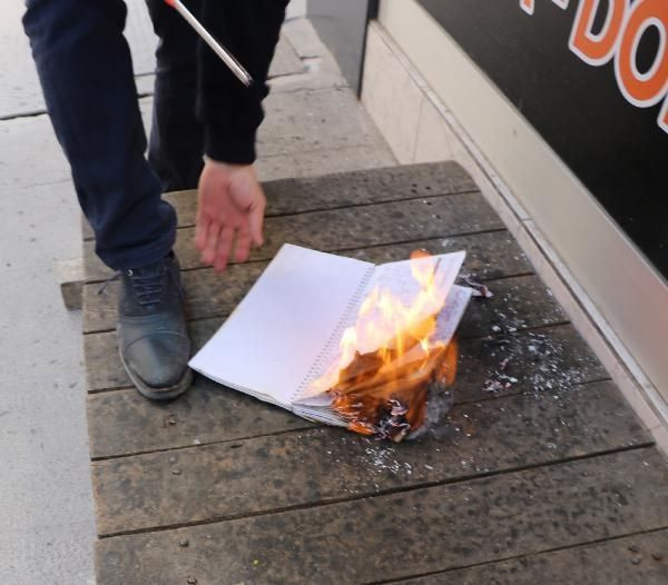 Afyonkarahisarlı lokanta sahibi 70 bin liralık veresiye defterini yaktı - Resim: 4