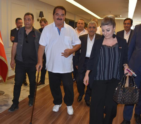 İbrahim Tatlıses'ten ilk ziyaret: Eleştirilere yanıt verdi! - Resim: 3