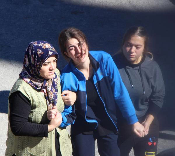 Feci kazadan kurtuldu tabutları görünce sordu: Hangisi babam hangisi ablam? - Resim: 4