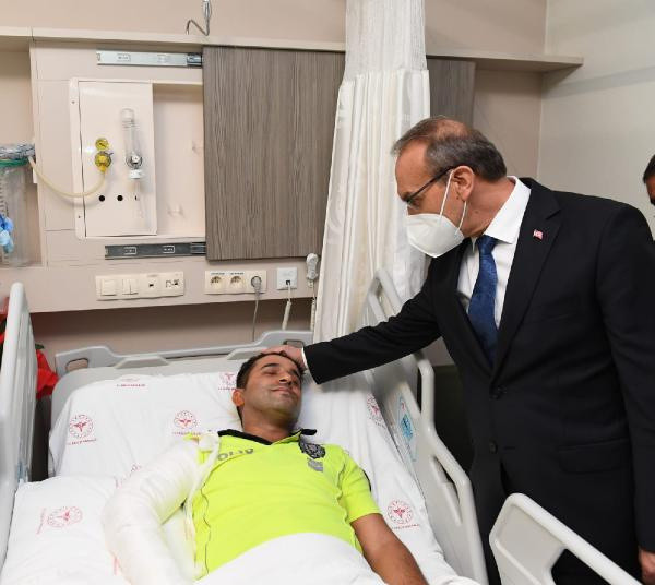 Kocaeli'de polisi metrelerce sürükleyen CHP'linin savunması pes dedirtti! Bakın neden kaçmış - Resim: 0