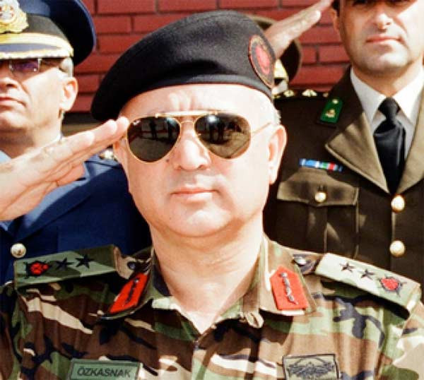 Özkasnak gözaltına alındı - Resim: 4