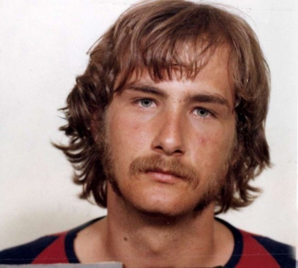 Tek beden 24 ayrı kişilik ! 8 yaşındayken üvey babası tarafından… - Resim: 3