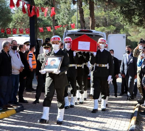 6 ay sonra şehit sayıldı! Uzman Onbaşı Kaya için yeniden tören düzenlendi - Resim: 2