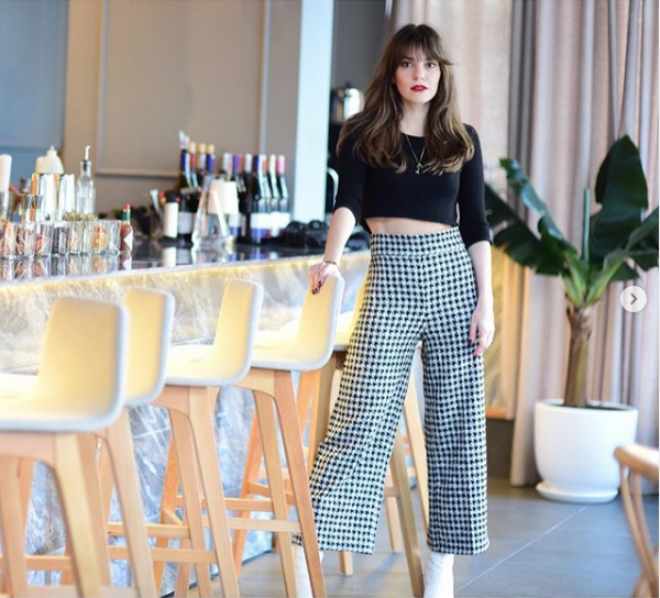 Star TV'deki Babil dizisinin yıldızı Aslı Enver 'söz' deyip paylaştı Instagram yıkıldı - Resim: 2