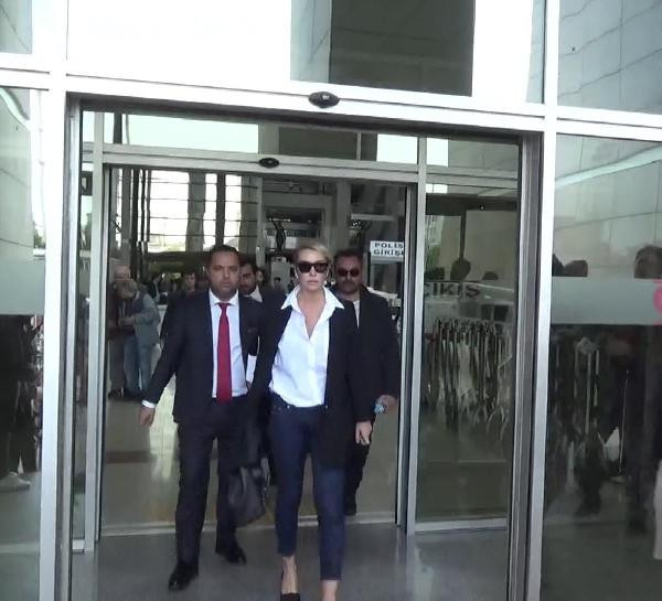 Tuğba Ekinci'den Sıla'yı döven Ahmet Kural'a destek! - Resim: 4