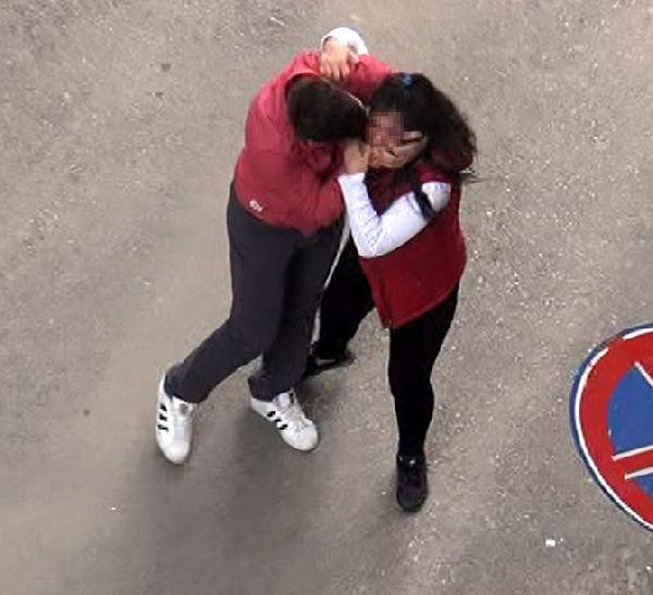 Sokak ortasında nişanlı dehşeti! Dakikalarca... - Resim: 3