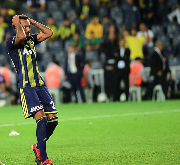 Ersun Yanal'dan flaş karar! Jailson bardağı taşırdı kızağa çekiliyor - Resim: 0