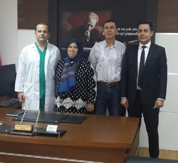 Sürekli kilo alan kadının karnından çıkan şeye bakın! - Resim: 3