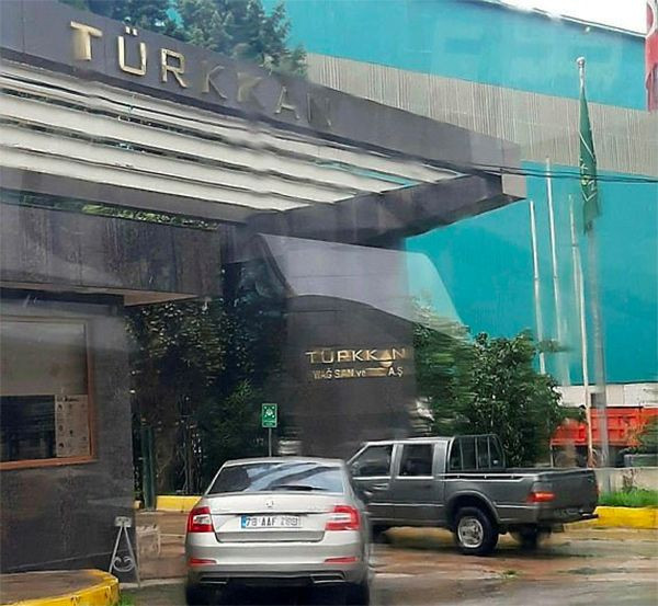 İYİ Parti'li Lütfü Türkkan'a çiftliğindeki kaçak bölümler için süre verildi! - Resim: 1