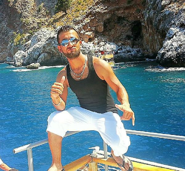 Sır perdesi aralandı: Korkunç cinayetin nedeni aşk yazışmaları! - Resim: 3