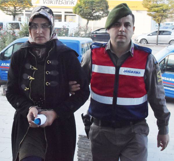 Eşini öldürttüğü katil sevgilisiyle yaptıkları şok etti - Resim: 2