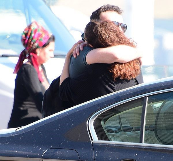 Dünya güzeli köy hayatı yaşıyor Azra Akın'dan eşine duygusal veda! - Resim: 3