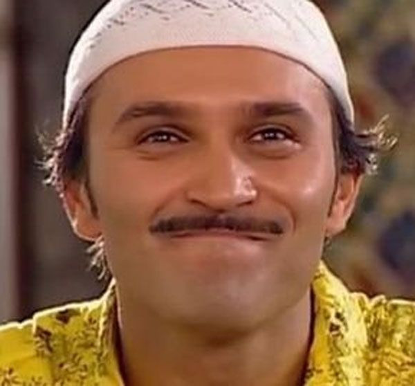 Geniş Aile'nin Ulvi'si Bülent Çolak yönetmen sevgilisi ile evlendi! - Resim: 2