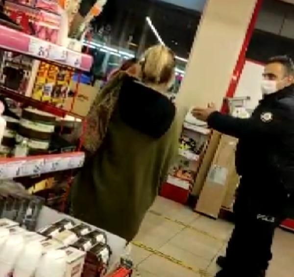 Bursa'da hareketli saatler! Müşteri gibi geldiler yakalanınca ortalığı ayağa kaldırdılar - Resim: 4